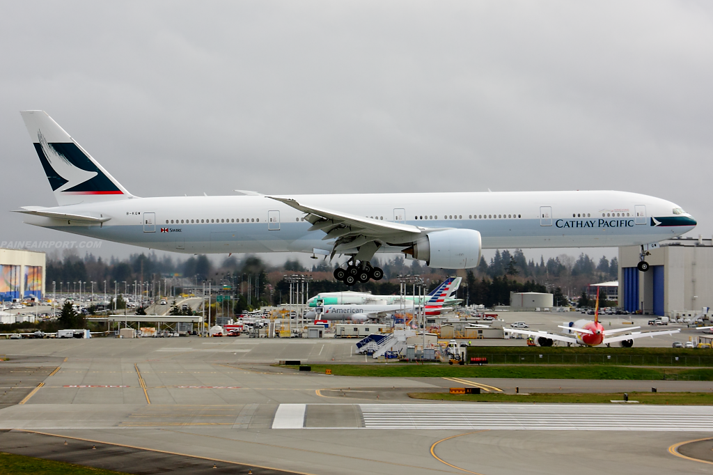 Cathay Pacific 777 B-KQW at Paine Field