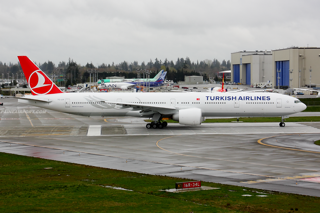 Turkish Airlines 777 TC-JJV at Paine Field