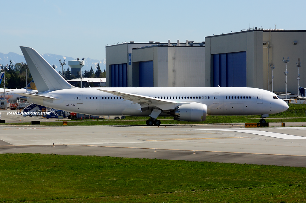 Qatar Airways 787-8 A7-BCV at Paine Field