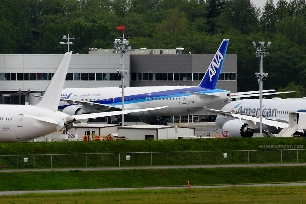 ANA 777 JA791A at Paine Airport