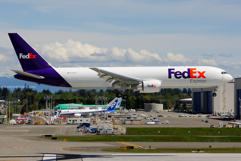FedEx 767 N120FE at Paine Airport