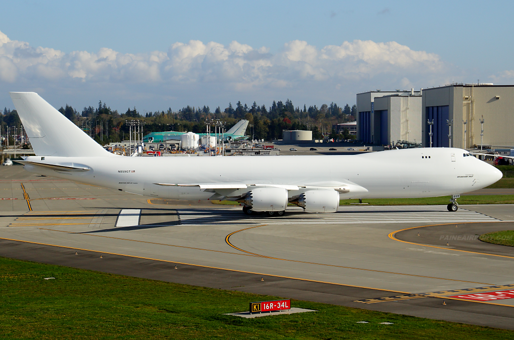 Atlas Air 747-8F N859GT at Paine Airport