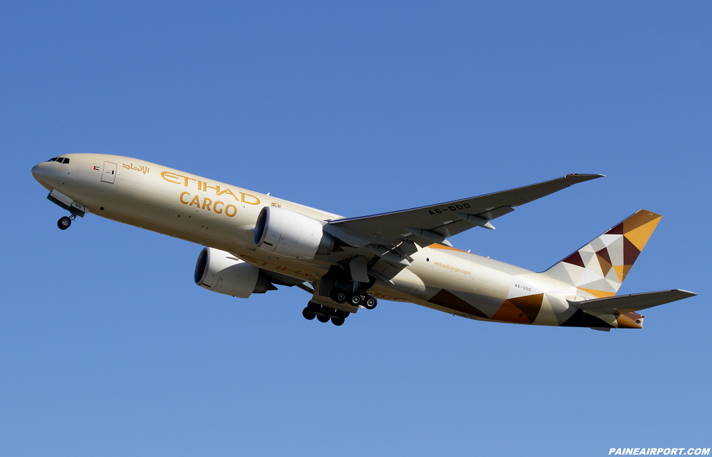 Etihad Cargo 777F A6-DDD at Paine Airport