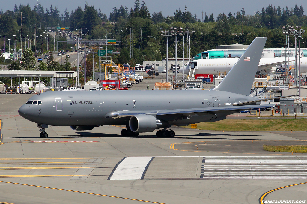 KC-46A N842BA at Paine Airport