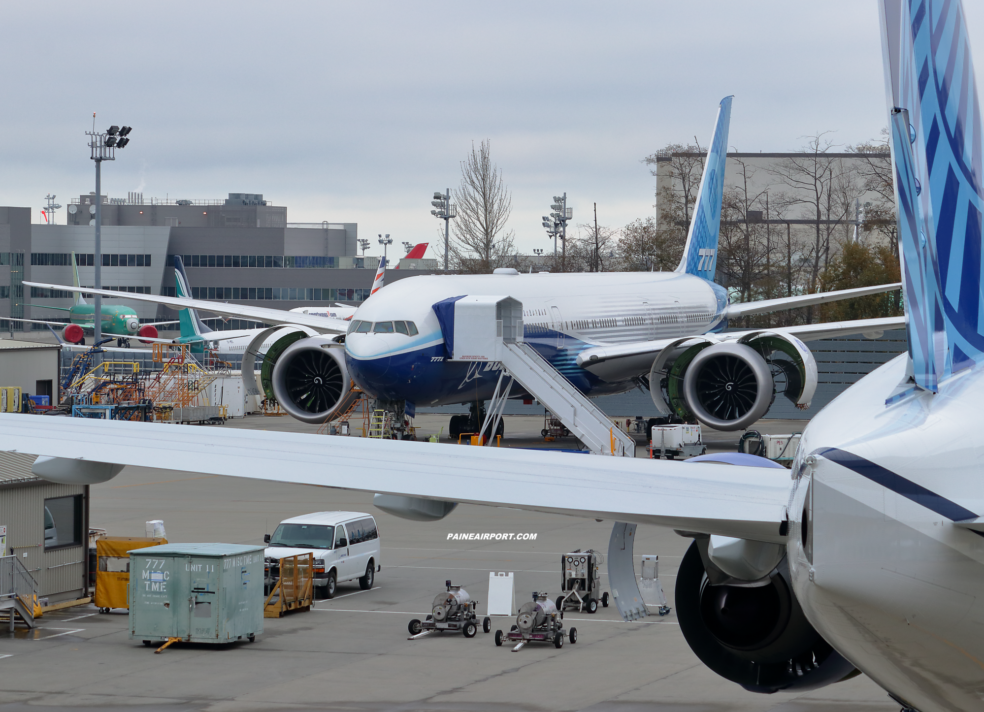 777-9 N779XW at Paine Field