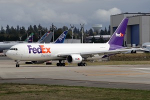 FedEx 767 N198FE