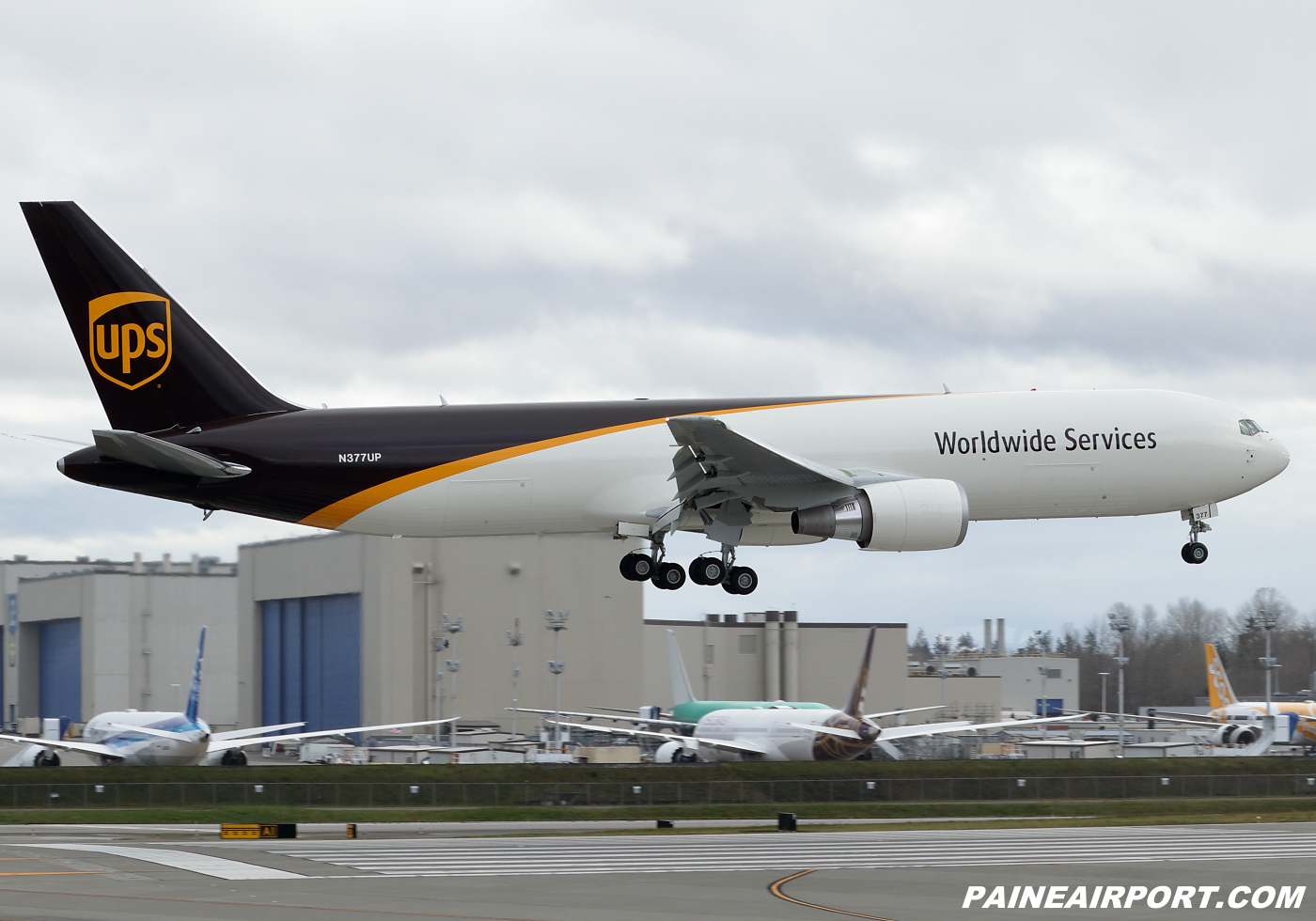 UPS 767 N377UP at KPAE Paine Field