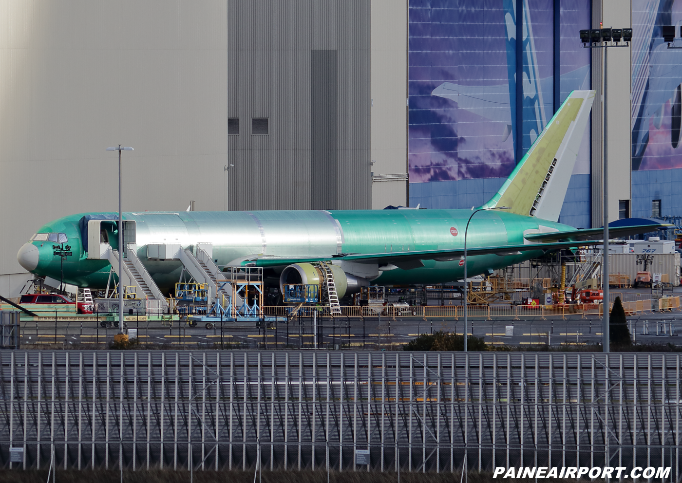 Longhao Airlines 767 at KPAE Paine Field
