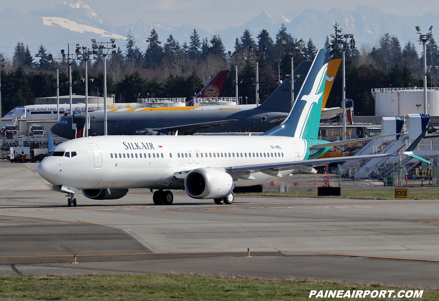 9V-MBL at KPAE Paine Field