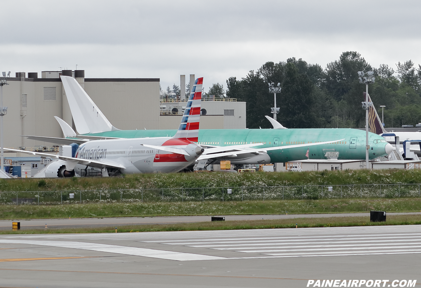 777X at KPAE Paine Field