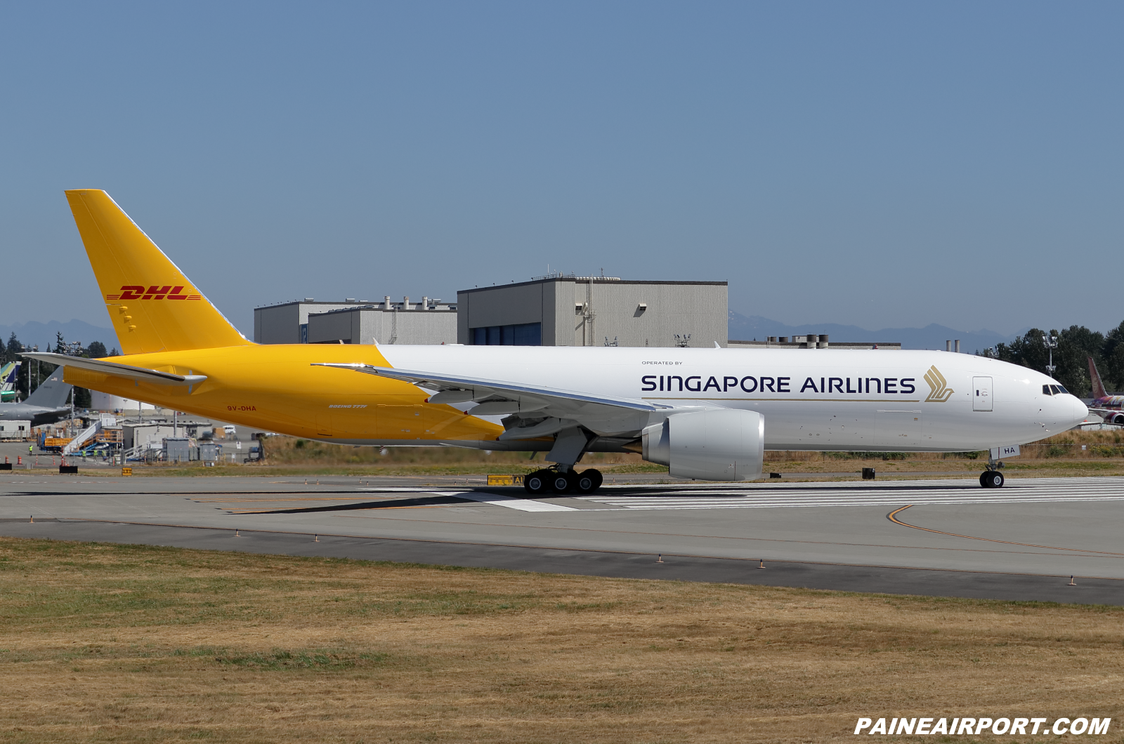 DHL 777F 9V-DHA at KPAE Paine Field