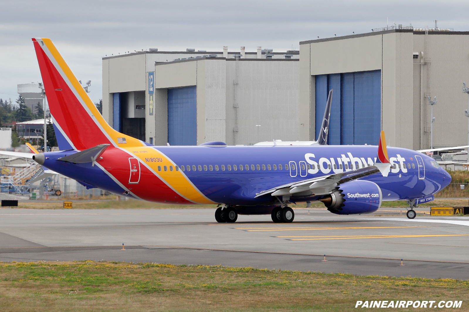 Southwest Airlines 737 N1803U at KPAE Paine Field 