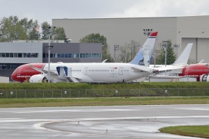 ZB843 787-9 SE-RXA at KPAE Paine Field