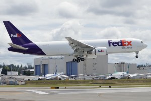 FedEx 767 N257FE at KPAE Paine Field