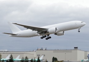 Emirates 777F A6-EFV at KPAE Paine Field