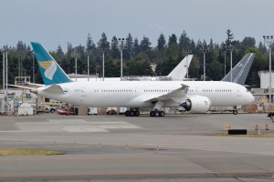 Oman Air 787-9 A4O-SJ at Paine Field