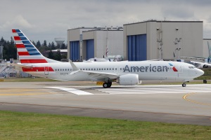 American Airlines 737 N355TW at KPAE Paine Field