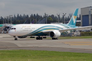 Oman Air 787-9 A4O-SL at Paine Field