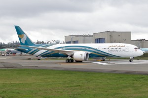 Oman Air 787-9 A4O-SL at KPAE Paine Field